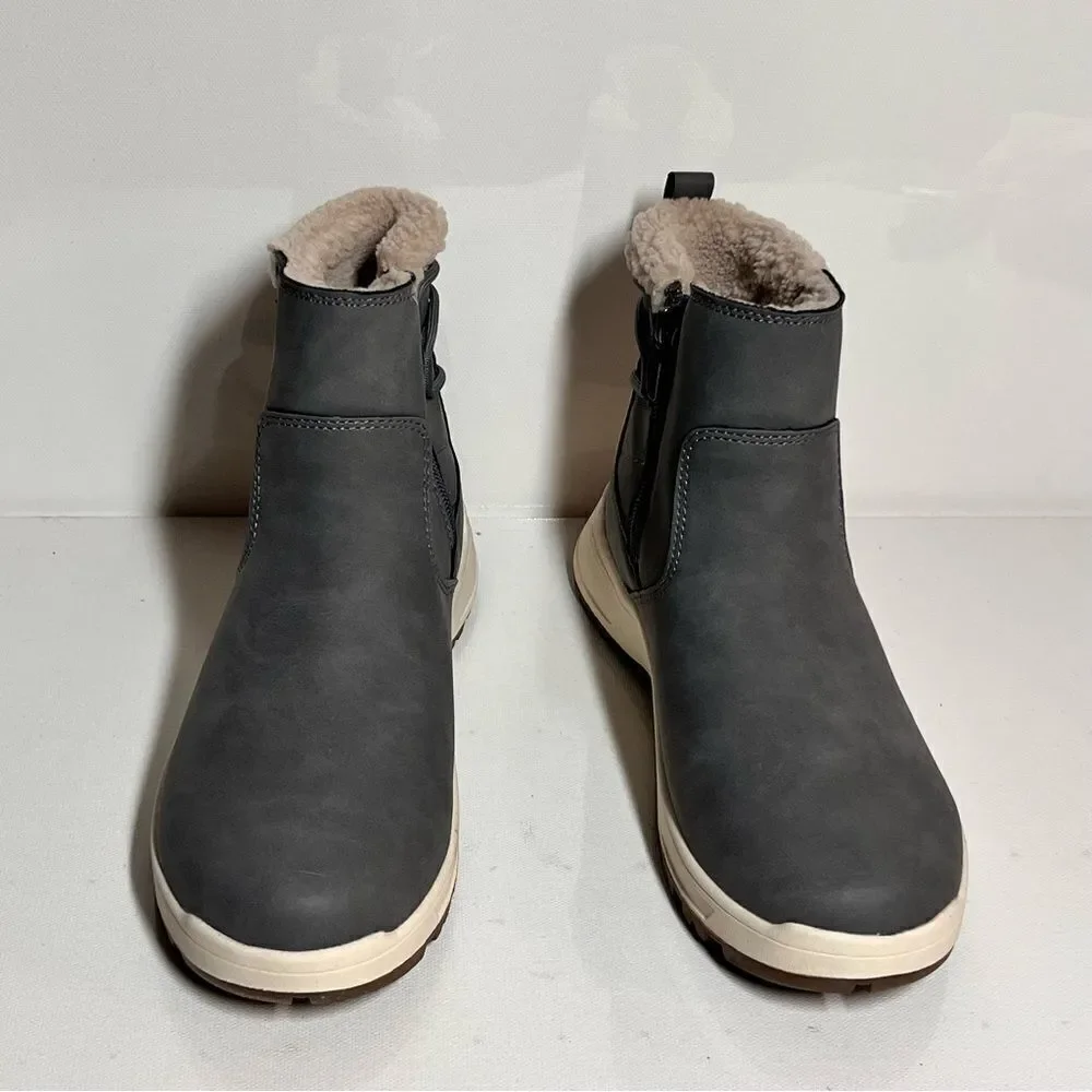 Khombu Sarah Water Repellent Ankle Boots
